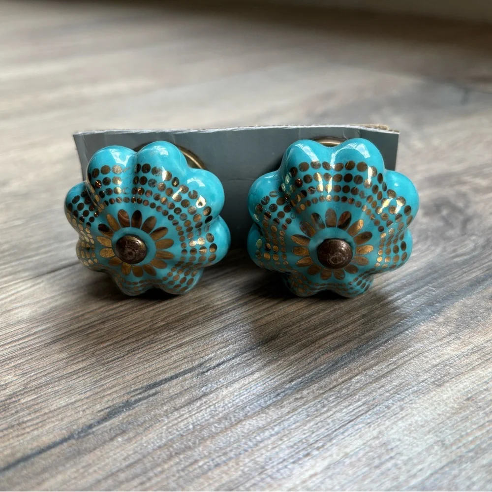 Set of 2 Ceramic Decorative Drawer Pull Knobs Teal Turquoise NEW - Picture 3 of 8